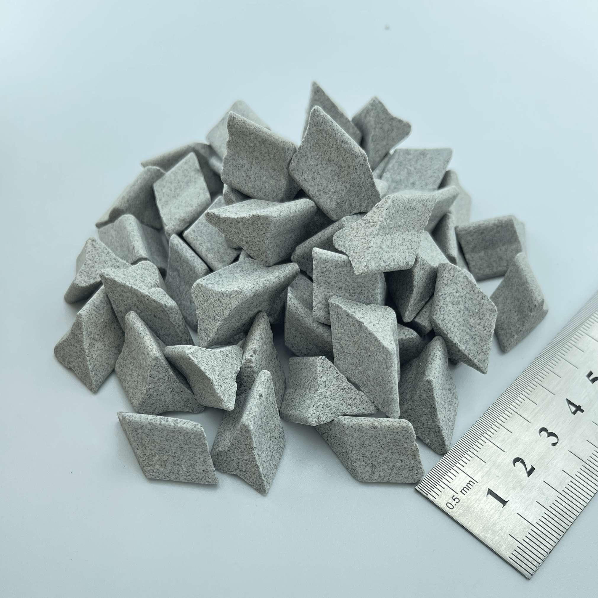 Наповнювач для віброгалтовки керамічний VS-T 15x15 мм